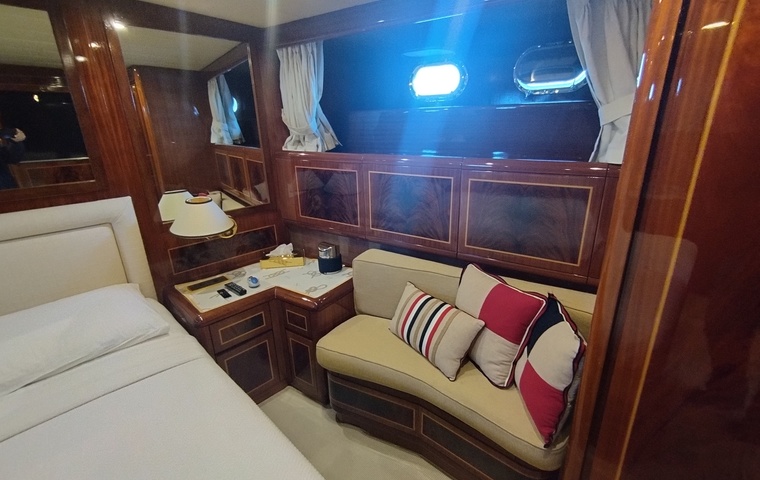 Mangusta 80 (2000)