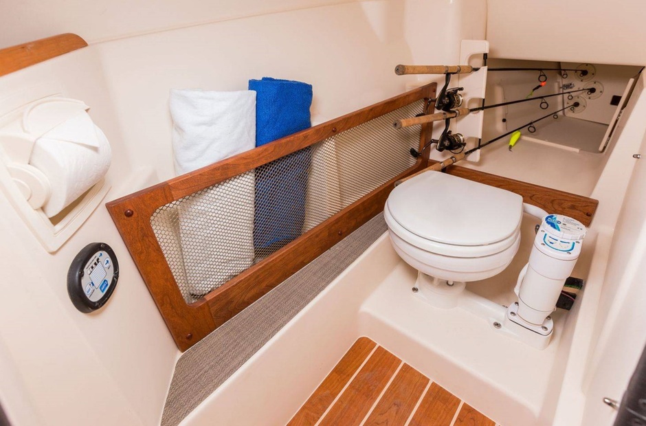 Yacht harbours and fan systems: selection and installation