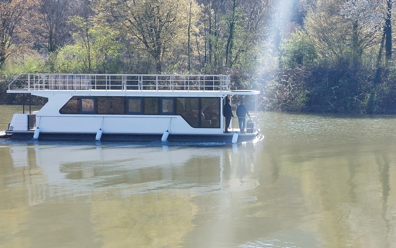 Inter Corpora Demeter 145