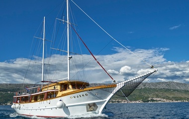 Custom Boats Cataleya