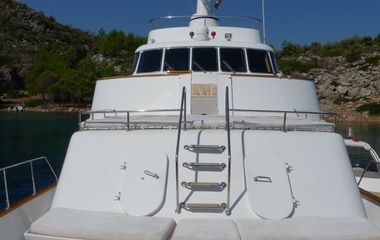 Benetti Mizar