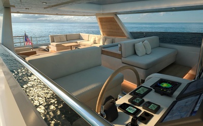 Burger 122 Raised Pilot House