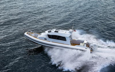 Life Proof 33 Yachtline Cabin