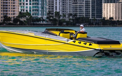 Black Thunder 43 Flat Deck