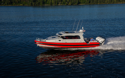 Life Proof 39 Yachtline Cabin