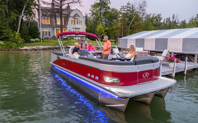 Avalon Catalina Entertainer 25