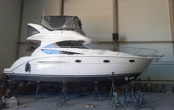 Meridian 341 Sedan (2006)