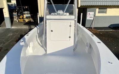Reef Runner 230 Open