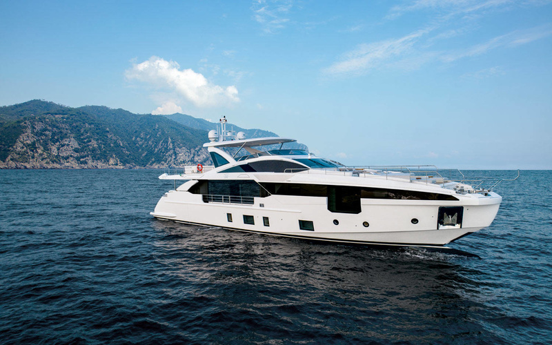 Azimut Grande 32 METRI