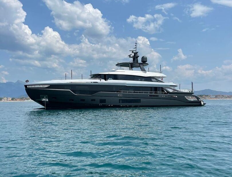 Azimut Eye of Destiny