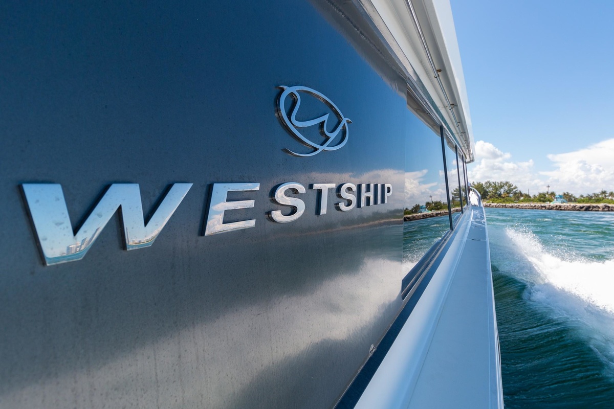 Westship World Yachts