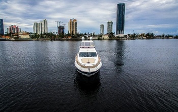 Azimut 64