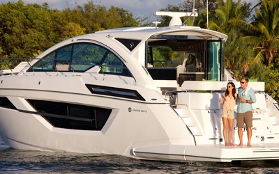 Cruisers Yachts 50 Cantius
