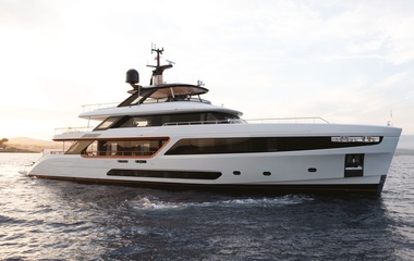 Benetti Hayat