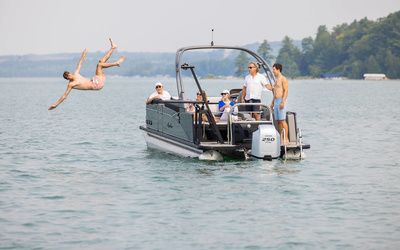 Avalon Catalina Versatile Rear Lounger 25