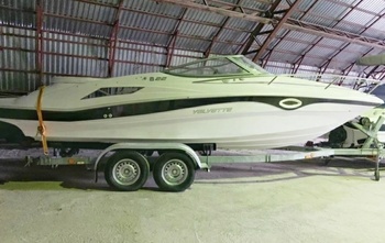 Velvette 22 Image (2010)