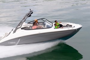 Yamaha 212SD