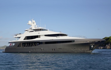 Crescent Custom Yachts Muchos Mas