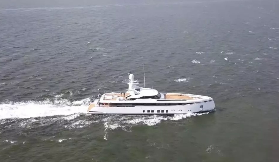 Feadship Totally Nuts