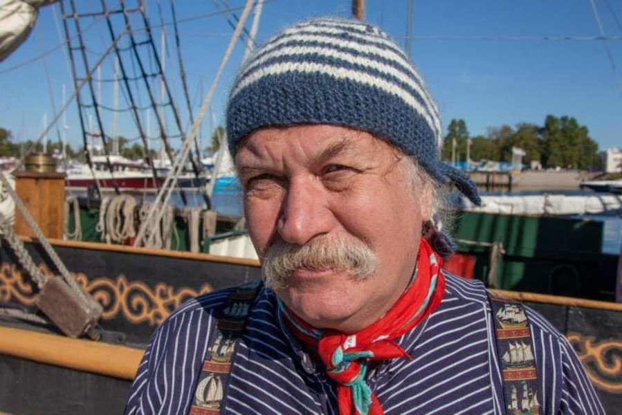 Not only sweaters but also accessories can be ordered from Helen Ocean. Bandana for sailing master of the bark «Sedov» Igor Yevdokimov