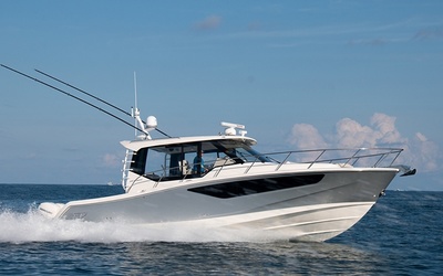 Boston Whaler 405 Conquest