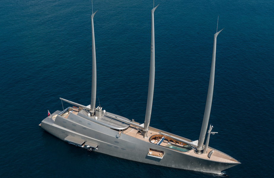 Благадаря Sailing Yacht A на World Superyacht Awards появилась номинация «Мотосейлеры».