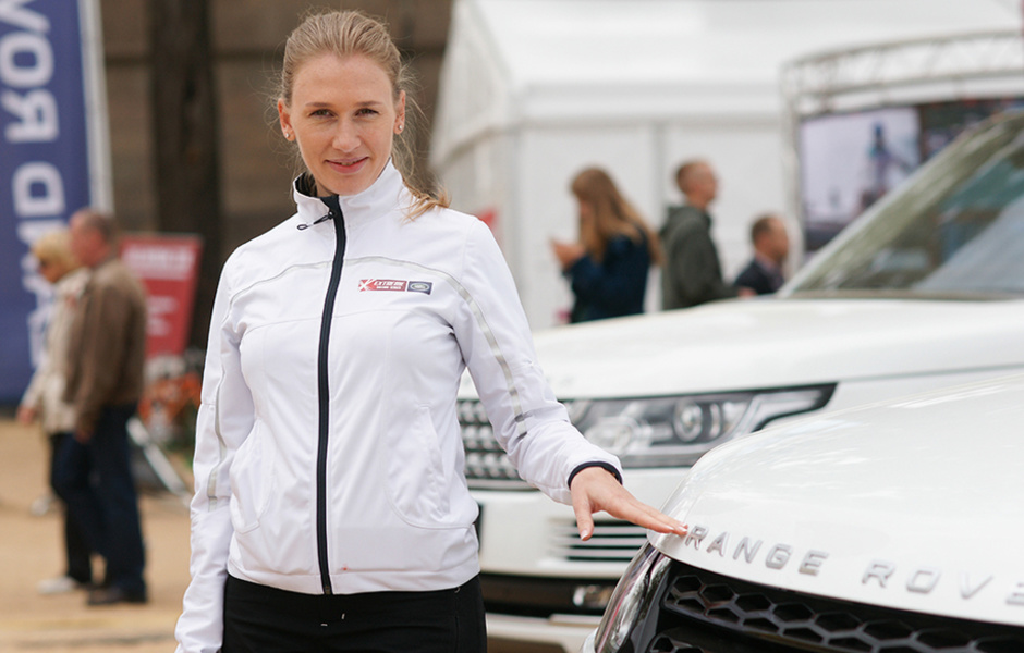 Екатерина Скудина во время петербургского этапа Extreme Sailing Series 2014