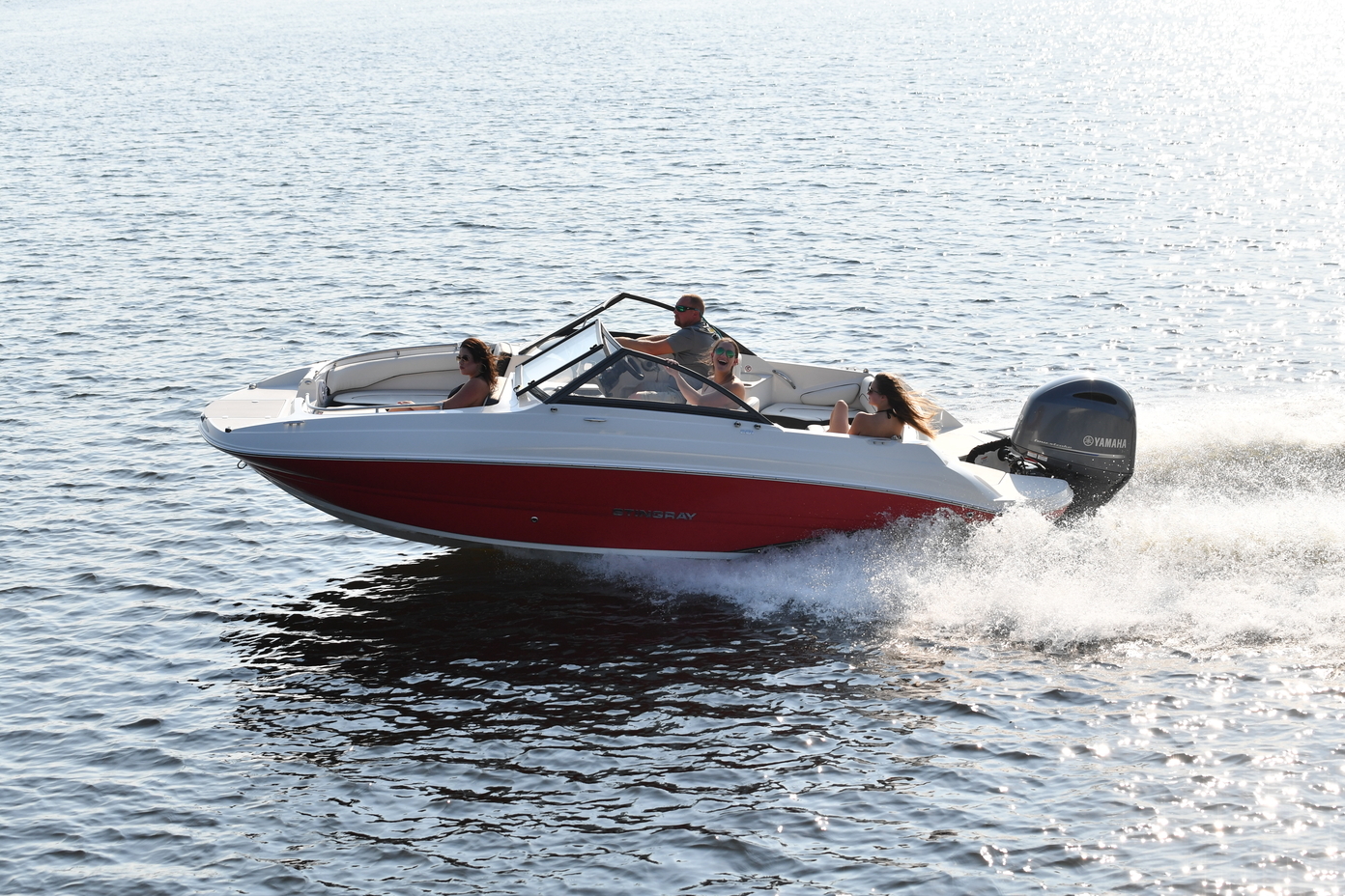 Stingray 201DC: Prices, Specs, Reviews and Sales Information - itBoat