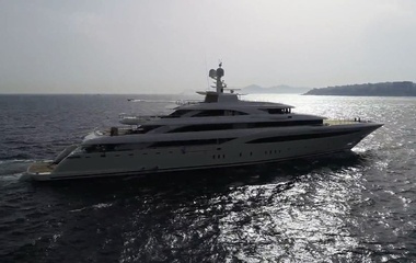 Golden Yachts O'ptasia