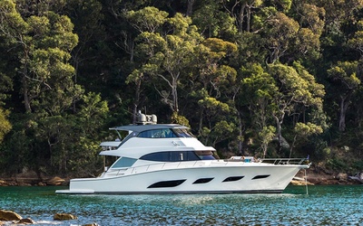 Riviera 68 Sports Motor Yacht
