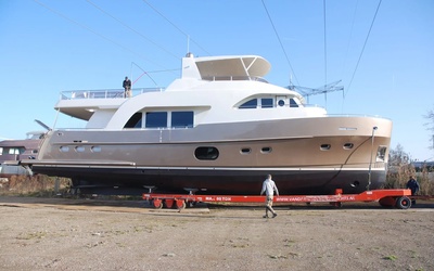Van Der Heijden Explorer 2100