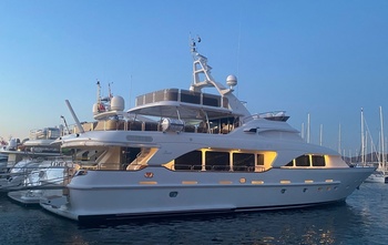 Benetti Tradition 100 (2006)