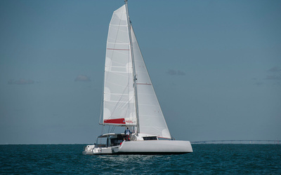 Neel Trimarans 43