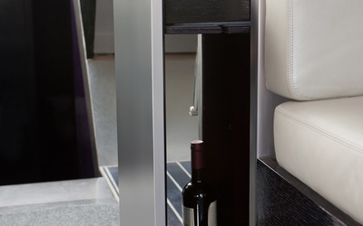 Pioneer Motor Yachts C54