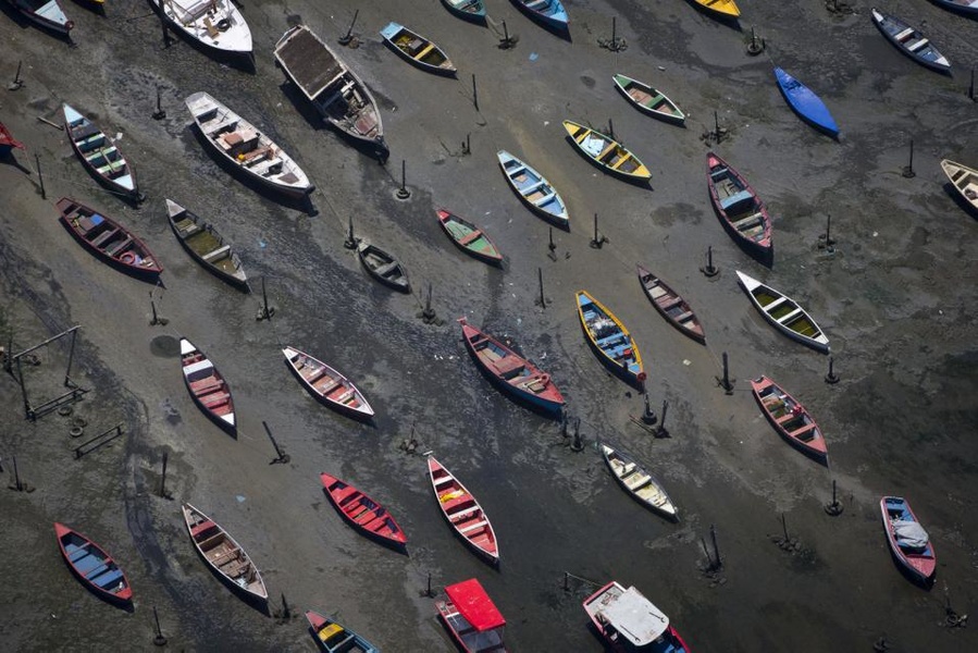 Contaminated waters of Guanabara Bay