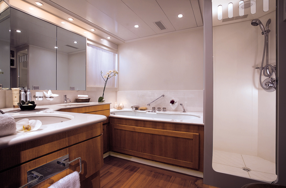 Perini Navi Enterprise C