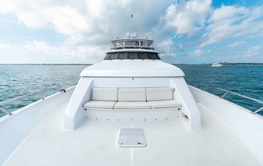 Hatteras Magnum Ride