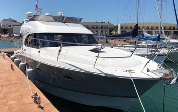 Beneteau Antares 42