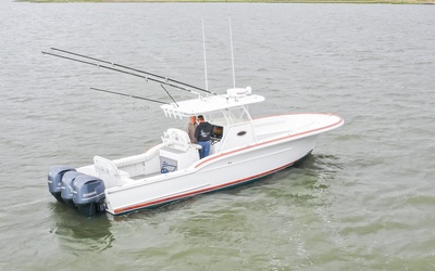 Buddy Davis 34 Center Console