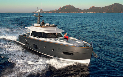 The Best Semi-Displacement Yachts