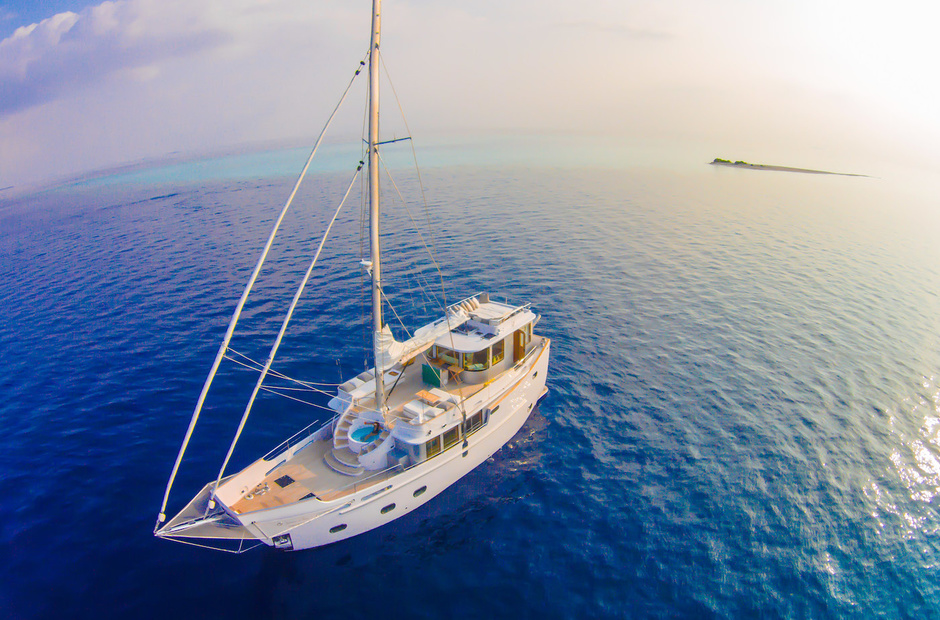 Tayana Yachts Soneva in Aqua
