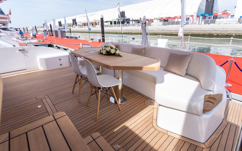 Majesty 60