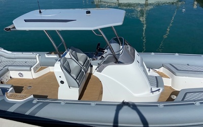 Cobra RIBs Nautique Inboard 10