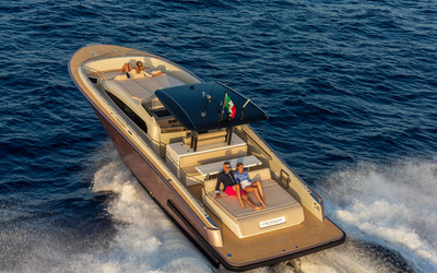 Canados  Gladiator 431 Walk-Around