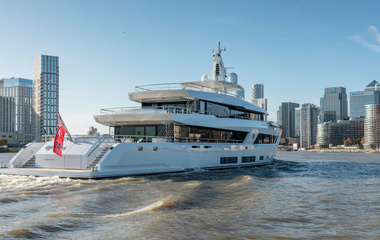 Lurssen Moon Sand