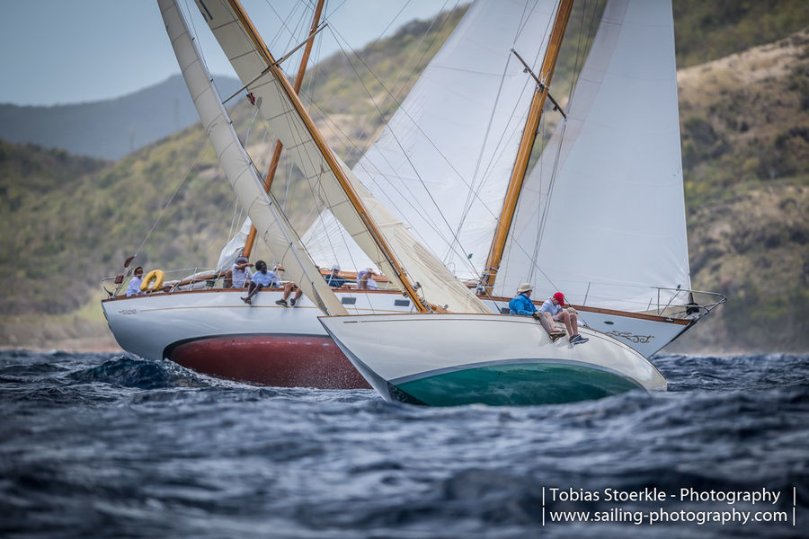 The participants were divided into ten divisions. Schooners, boats with other types of sailing equipment, modern boats stylized as traditional sailing boats, «large sailing»boats, «Dragons» and boats with design up to 1972 are competing in separate divisions.