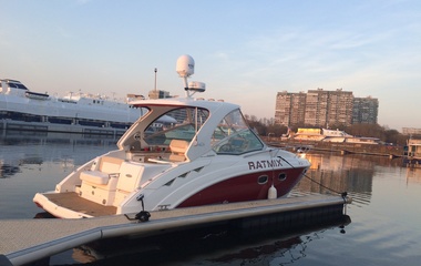 Chaparral 310 Signature