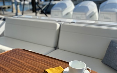 Life Proof 50 Full Cabin