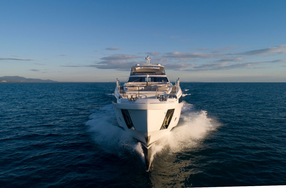 Azimut Chestnut