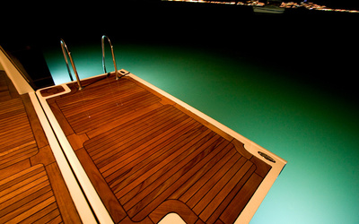 MCP Yachts Classic 76